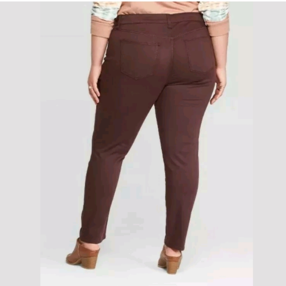 Universal Thread Women's Dark Brown Skinny Jeans - Picture 4 of 7